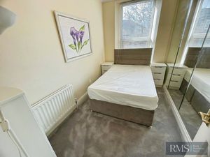 Photo 2- click for photo gallery